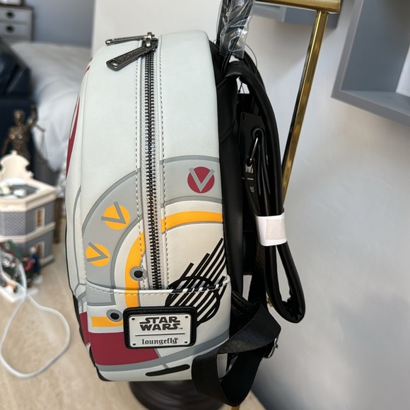 Rare Star Wars X-Wing Luke Skywalker Rebel Alliance Loungefly backpack NWT - Picture 12 of 12